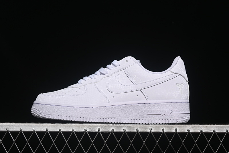 Nike Nike KOBE AIR FORCE 1 07 LOW WHITE · IB0018-100, photo 1