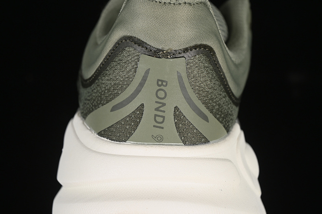 On Running [1162011 SSSC]-[HOKA ONE BONDI 9 WHITE/GREEN]-[WOMAN:36-39]-[MAN:40-45] - Image 6
