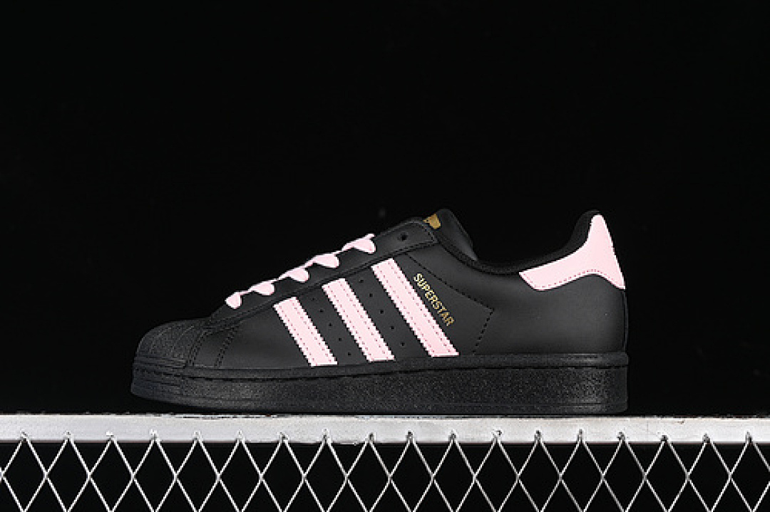 Adidas SUPERSTAR CORE BLACK/FOOTWEAR WHITE · EG4959, photo 1