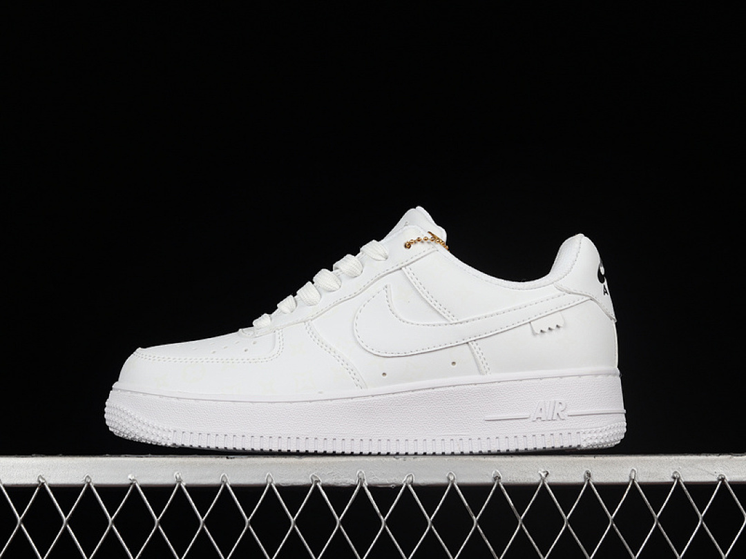 Nike [LD4631-203]-[AIR FORCE 1 LOW 07 X L*V WHITE/WHITE/WHITE]-[WOMAN:36-39]-[MAN:40-45], photo 1