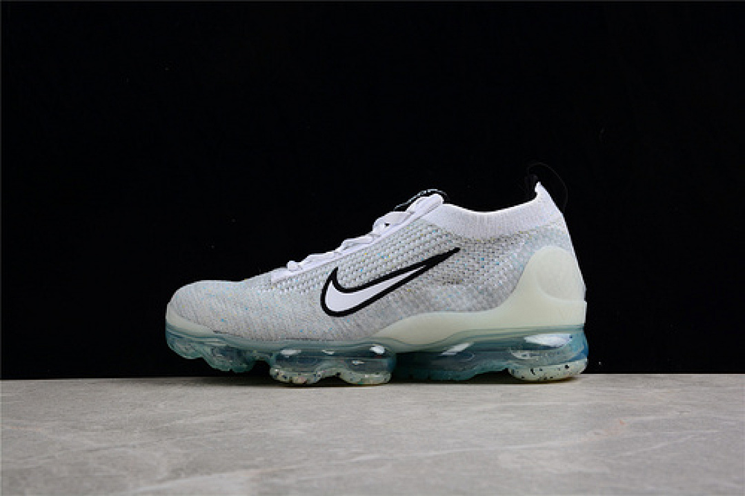 Fear of God Fear of God AIR VAPORMAX 2021 FLYKNIT MONOCHROME WHITE/BLACK/METALLIC SILVER/GREY FOG · DH4084-100, photo 1