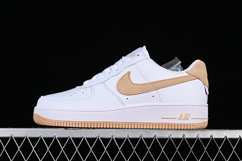 Nike Nike AIR FORCE 1 07 LOW WHITE/BROWN · CN2873-103, photo 1