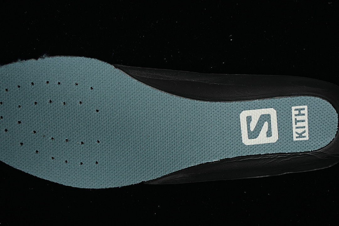 On Running [472068-26]-[XT 6 FOR KITH OUTDOOR RECREATION SKY BLUE/WHITE]-[WOMAN:36-39]-[MAN:40-46] - Image 3