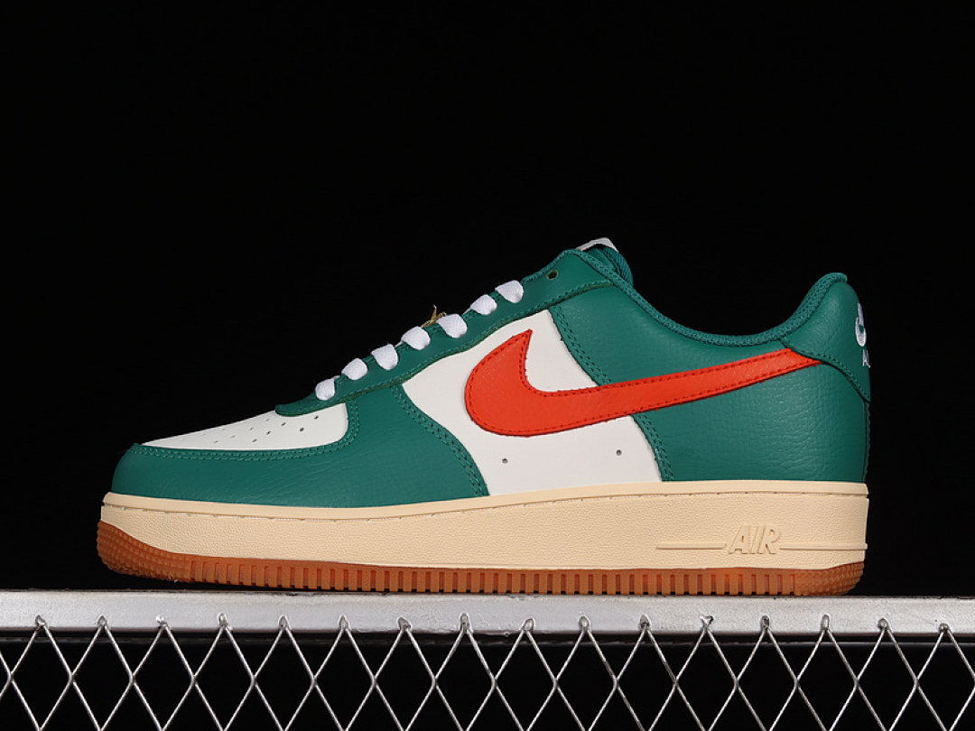 Nike Nike AIR FORCE 1 LOW 07 GREEN/WHITE/RED · CJ9179-201, photo 1