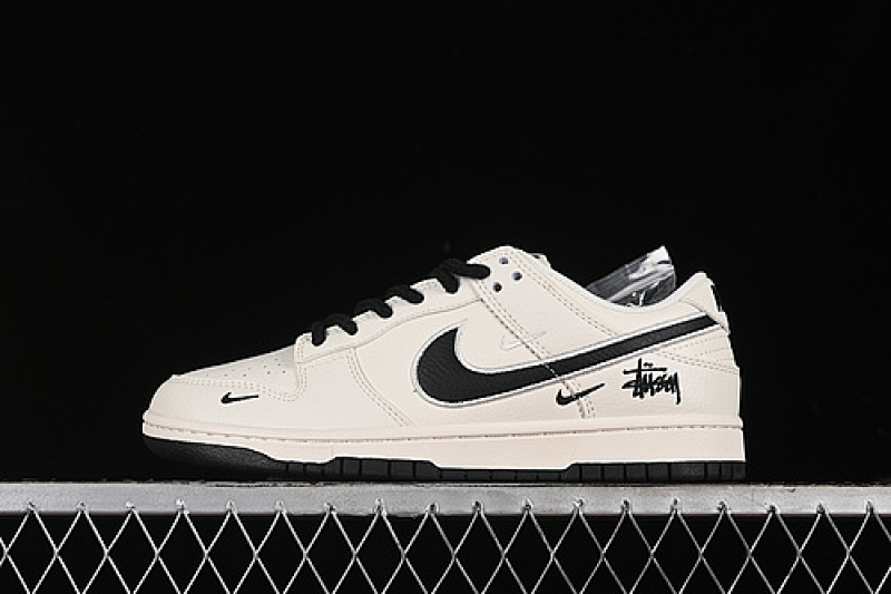 Off-White Nike SB DUNK LOW OFF WHITE/BLACK · SJ2068-283, photo 1