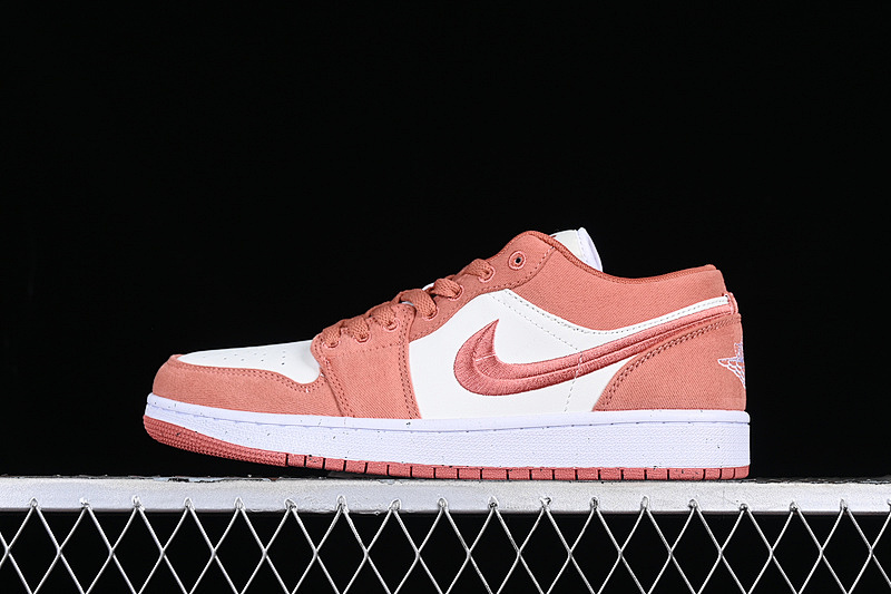Jordan AIR Jordan 1 LOW CANVAS WHITE/PINK/BROWN · FN3722-801, photo 1