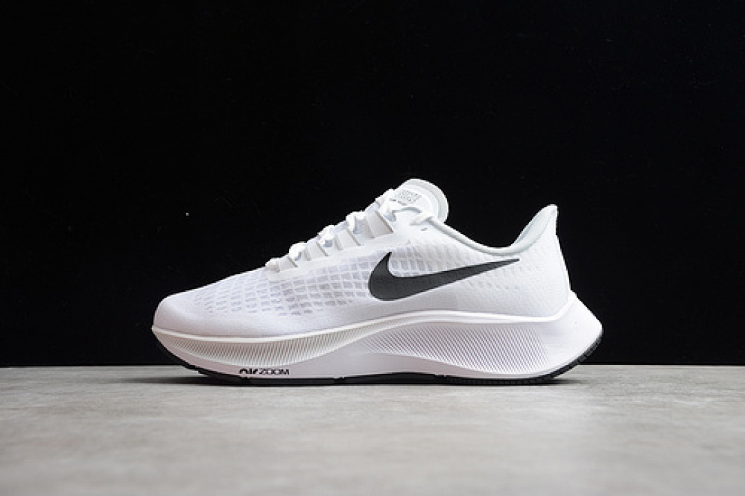 Nike Nike AIR ZOOM PEGASUS 37 WHITE/BLACK-PURE PLATINUM · CJ0678-100, photo 1