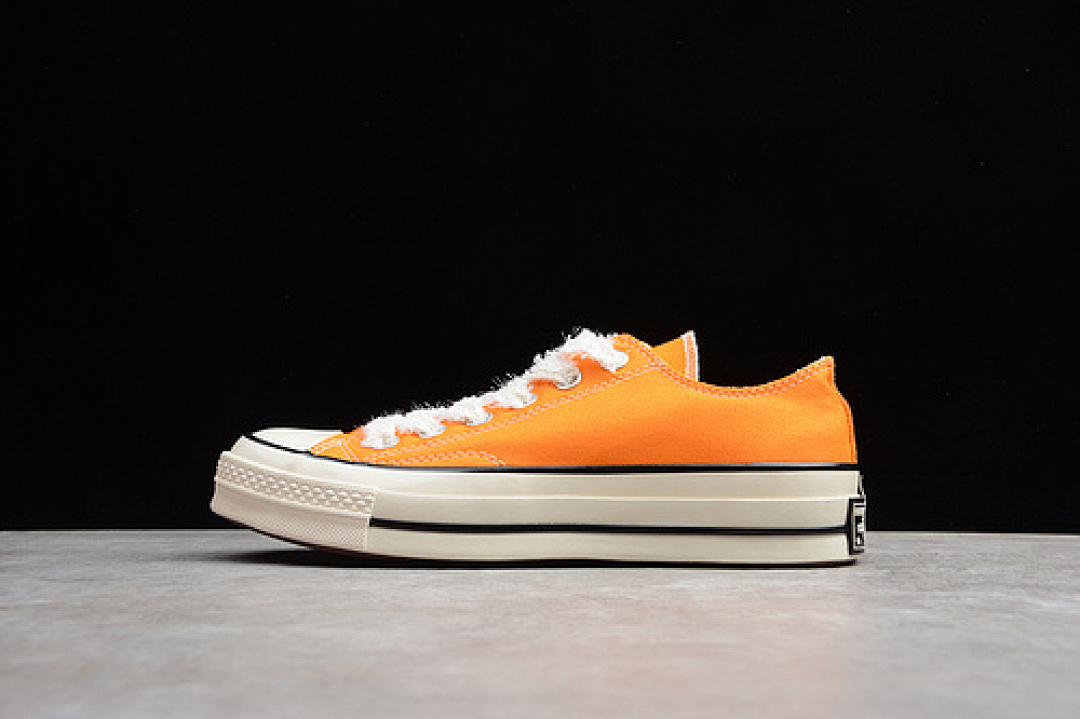 Converse [49-47-55]-[162928C]-[CHUCK TAYLOR ALL-STAR LOW OX VINTAGE CANVAS ORANGE/EGRET/BLACK], photo 1