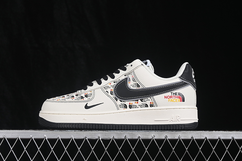 Nike Nike AIR FORCE 1 07 LOW CASUAL SNEAKERS WHITE/BLACK · DD1982-350, photo 1