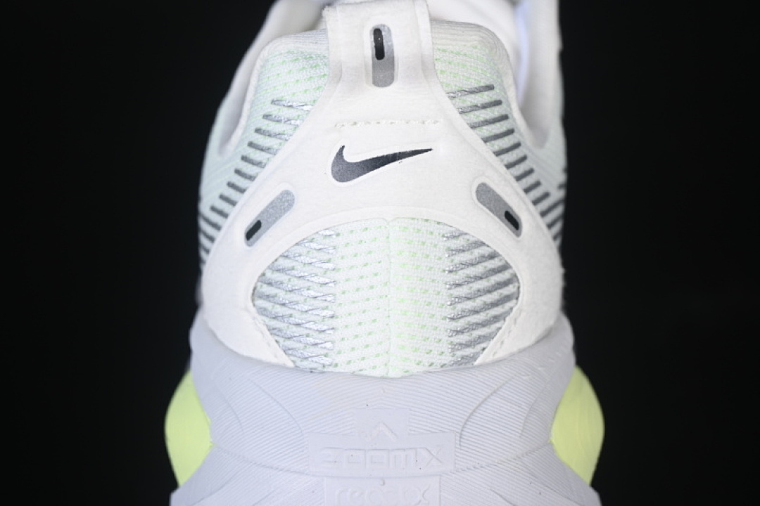Nike [HM6804-107]-[AIR ZOOM VOMERO 18 WHITE/GREEN/GREY]-[WOMAN:36-39]-[MAN:40-46] - Image 7