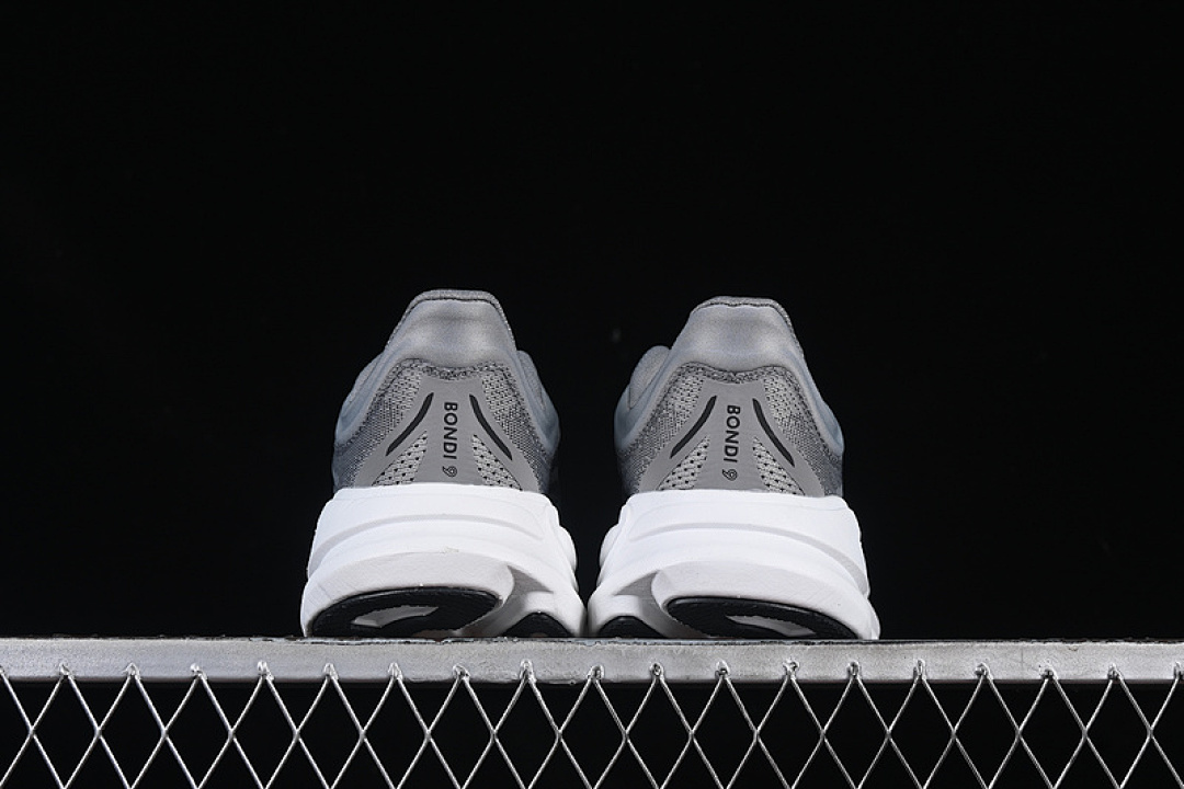 On Running [1162011 GCTC]-[HOKA ONE BONDI 9 BLACK/WHITE/GREY]-[WOMAN:36-39]-[MAN:40-45] - Image 14