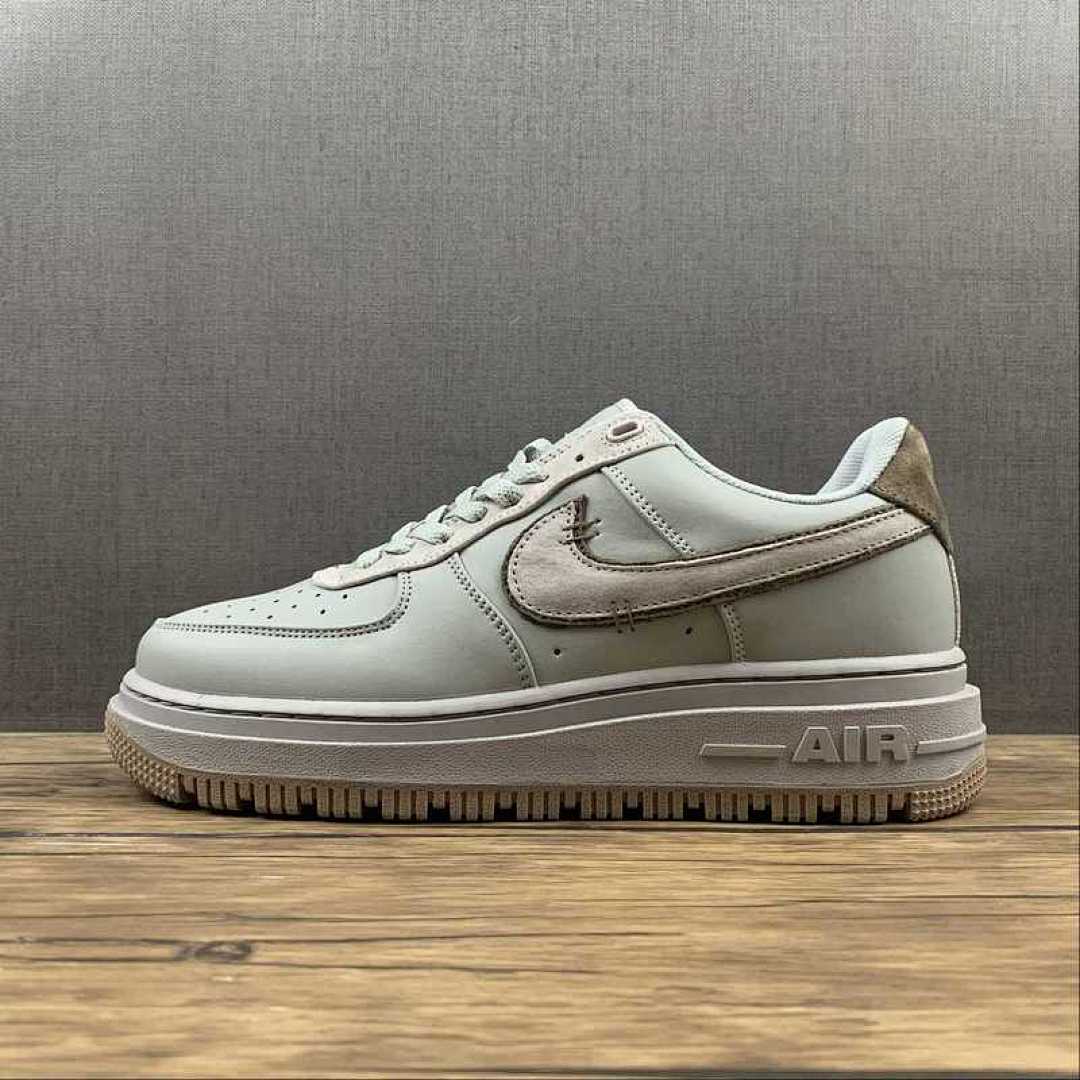 Nike Nike AIR FORCE 1 LUXE DYED PROVIDENCE PURPLE/GREY · DD9605-500, photo 1