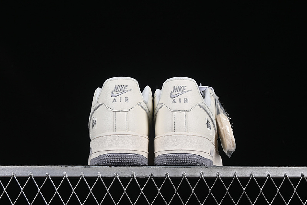 Nike [HH7518-041]-[AIR FORCE 1 07 LOW WHITE/GREY]-[WOMAN:36-39]-[MAN:40-45] - Image 14