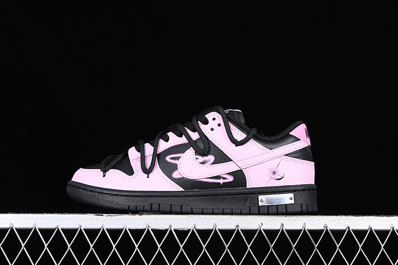 Purple Nike DUNK LOW SB BLACK/PURPLE · FD1232-001, photo 1