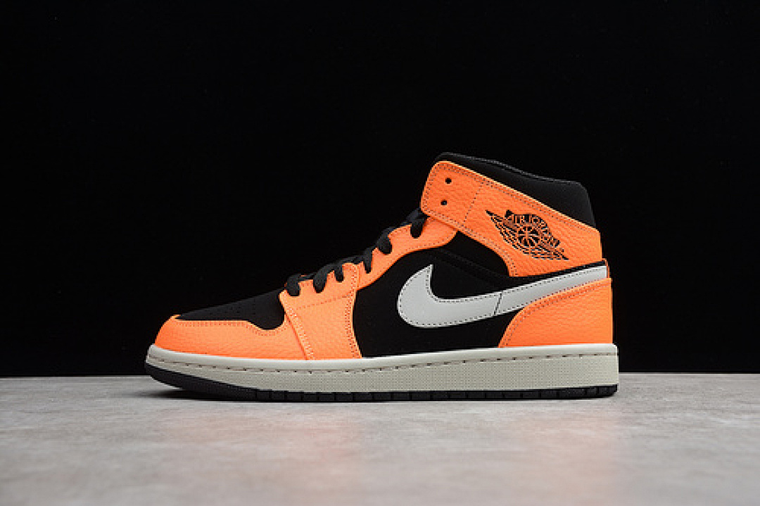 Jordan [78-76-86]-[554724-062]-[AIR JORDAN 1 MID BLACK/CONE-LIGHT BONE]-[MAN:40-46], photo 1