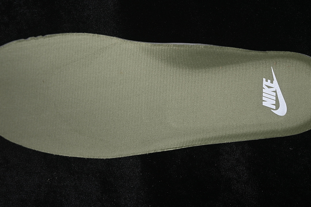 Nike [II9807-300]-[AIR FORCE 1 07 LOW CASUAL SNEAKERS MATCHA GREEN/GREEN]-[WOMAN:36-39]-[MAN:40-45] - Image 3