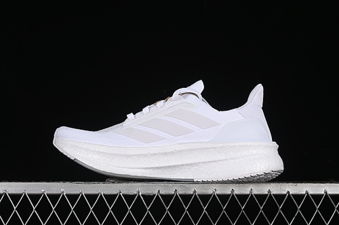 Unbranded [JH7245]-[ULTRABOOST 5X CLOUD WHITE/CLOUD WHITE/CORE BLACK]-[WOMAN:36-39]-[MAN:40-48], photo 1