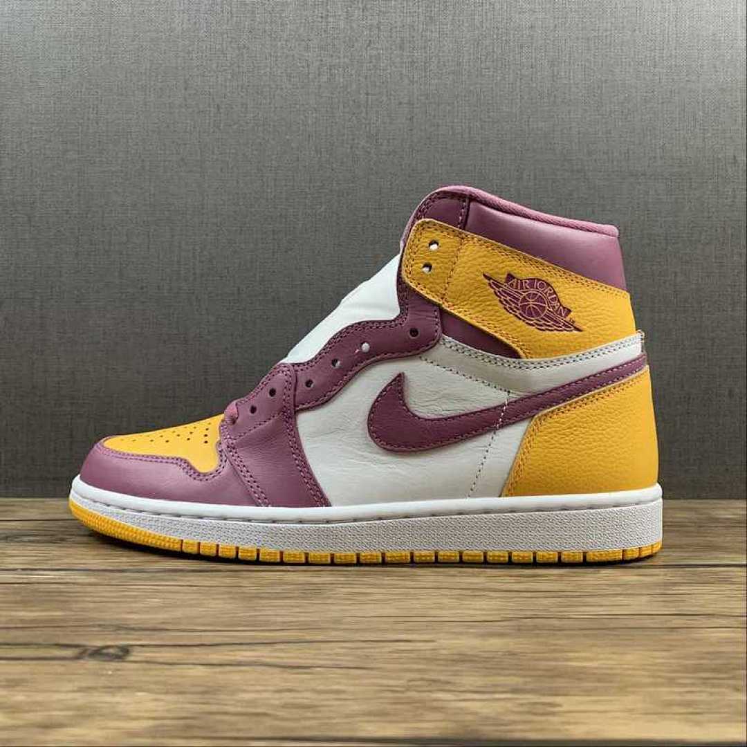 Jordan AIR Jordan 1 HIGH RETRO OG BROTHERHOOD UNIVERSITY GOLD/LIGHT BORDEAUX/WHITE · 555088-706, photo 1