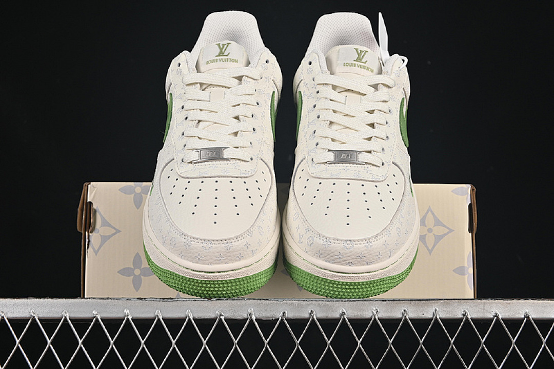 Nike [LW9279-016]-[AIR FORCE 1 07 LOW LV WHITE/GREEN]-[WOMAN:36-39]-[MAN:40-45] - Image 13