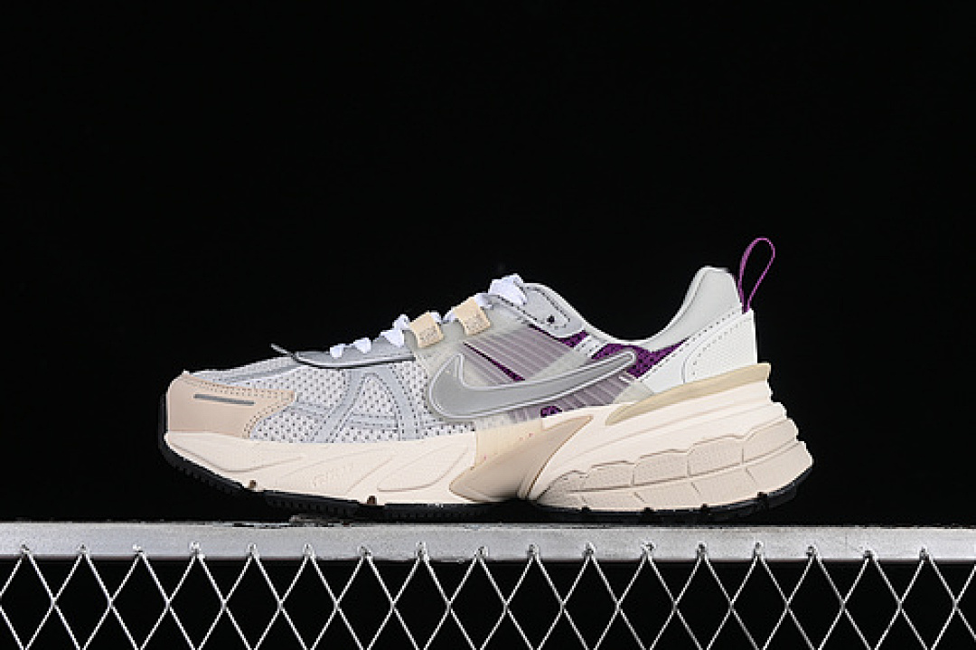 Unbranded [HF4305-072]-[V2K RUNTEKK RUN LIGHT BONE/SANDDRIFT/VIOTECH/METALLIC SILVER]-[UNISEX:36-45], photo 1