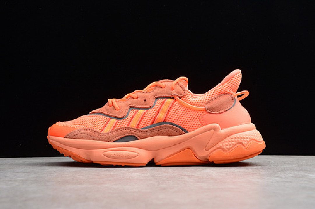 Unbranded [59-57-66]-[EE7009]-[OZWEEGO SHOES HI-RES CORAL/SEMI CORAL/SOLAR ORANGE]-[UNISEX:36-45], photo 1