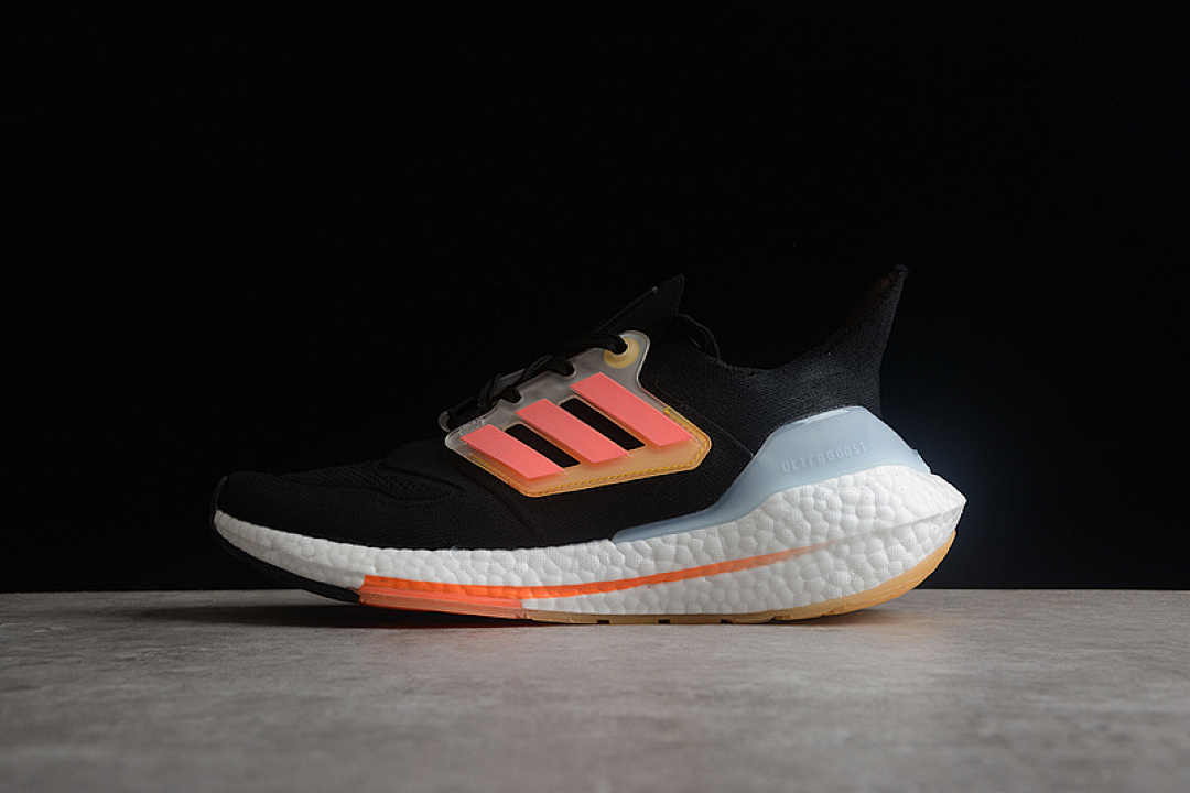 Unbranded [GX5464]-[ULTRABOOST 22 CORE BLACK/TURBO/FLASH ORANGE]-[WOMAN:36-39]-[MAN:40-45], photo 1