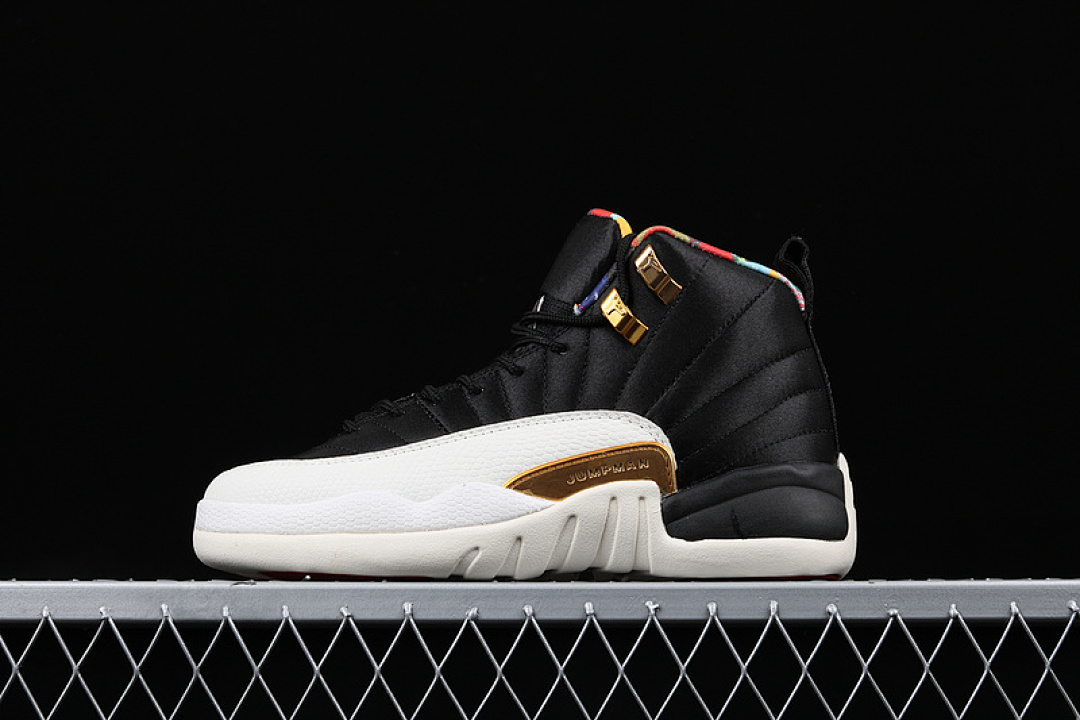 Jordan [BQ6497-006]-[AIR JORDAN 12 RETRO CHINESE NEW YEAR BLACK/METALLIC GOLD/RED], photo 1