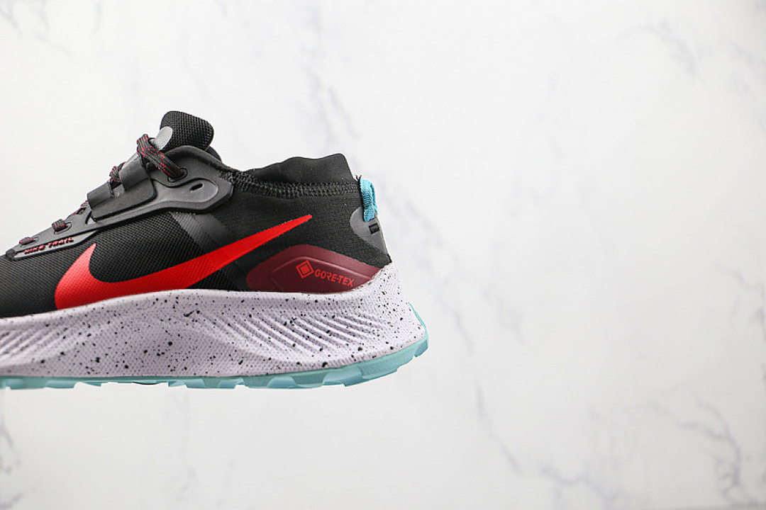 Nike [DC8793-002]-[PEGASUS TRAIL 3 GTX BLACK/DARK BEETROOT/DYNAMIC TURQUOISE/BRIGHT CRIMSON] - Image 8