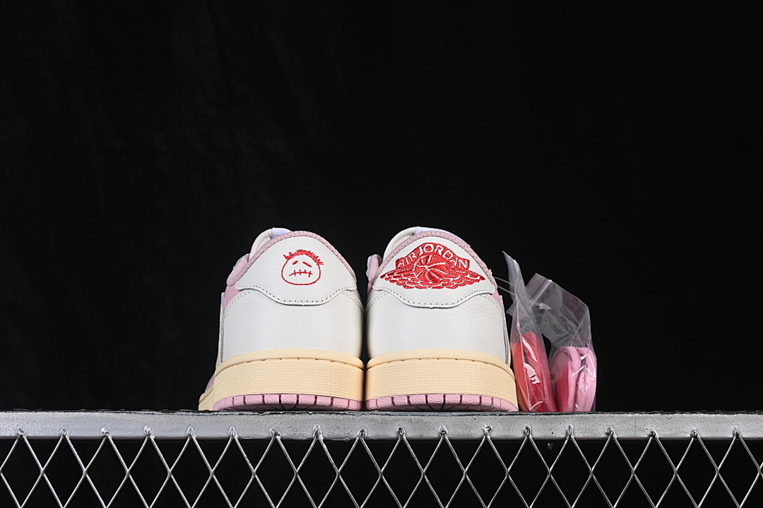 Jordan [DM7866-600]-[TRAVIS SCOTT AIR JORDAN 1 LOW OG WHITE/PINK]-[WOMAN:36-39]-[MAN:40-48.5] - Image 14