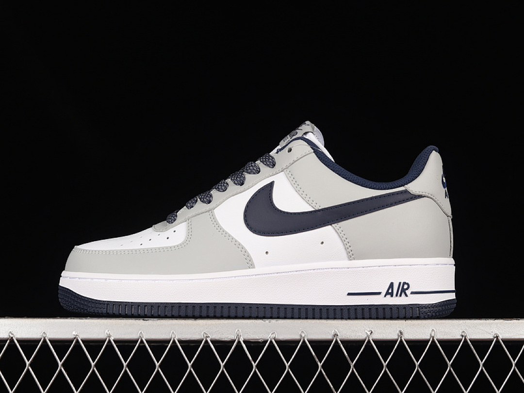 Nike [KU5696-002]-[AIR FORCE 1 LOW 07 LIGHT GREY/NAVY BLUE]-[WOMAN:36-39]-[MAN:40-45], photo 1
