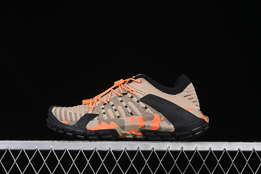 Mammut [42938]-[MAMMUT HUECO KNIT II LOW BLACK/ORANGE/GREY]-[WOMAN:36-39]-[MAN:40-46], photo 1