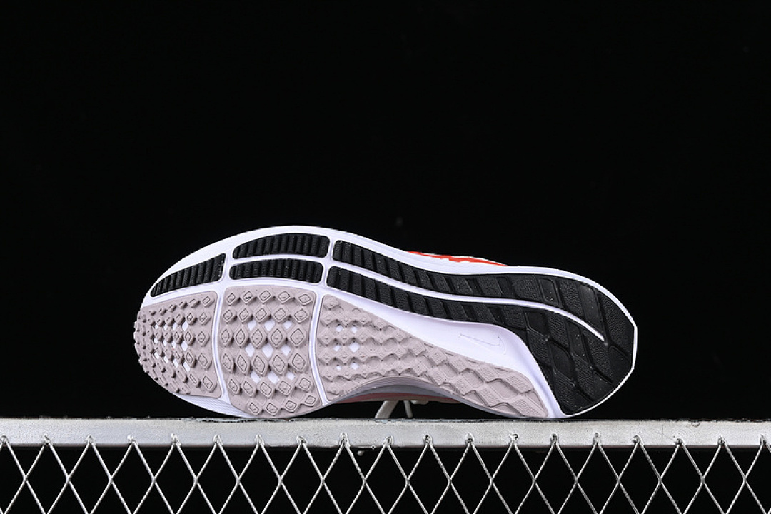 Nike [FZ5059-121]-[AIR ZOOM PEGASUS 40 YEAR OF THE DRAGON SAIL/WHITE/COCONUT MILK/DRAGON RED][36-40] - Image 15