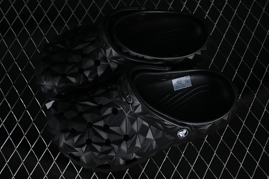 Crocs [CROCS BLACK]-[WOMAN:34-39]-[MAN:40-46] - Image 9