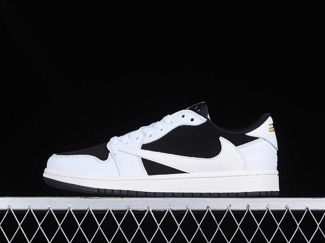 Jordan [DZ4317-100]-[TRAVIS SCOTT X AIR JORDAN 1 LOW OG BLACK/WHITE/BLACK]-[WOMAN:36-39]-[MAN:40-46], photo 1