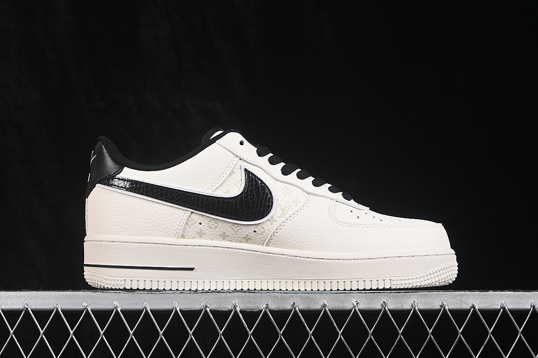 Nike [GS2288-010]-[AIR FORCE 1 07 LOW CASUAL SNEAKERS WHITE/BLACK]-[WOMAN:36-39]-[MAN:40-45] - Image 15