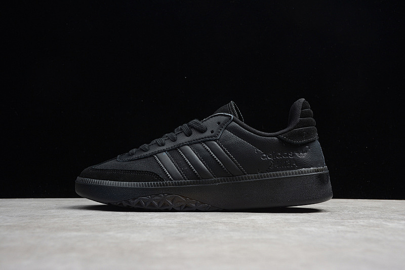 Adidas Adidas SAMBA RM SHOES CORE BLACK/CORE BLACK/CLOUD WHITE · BD7672, photo 1