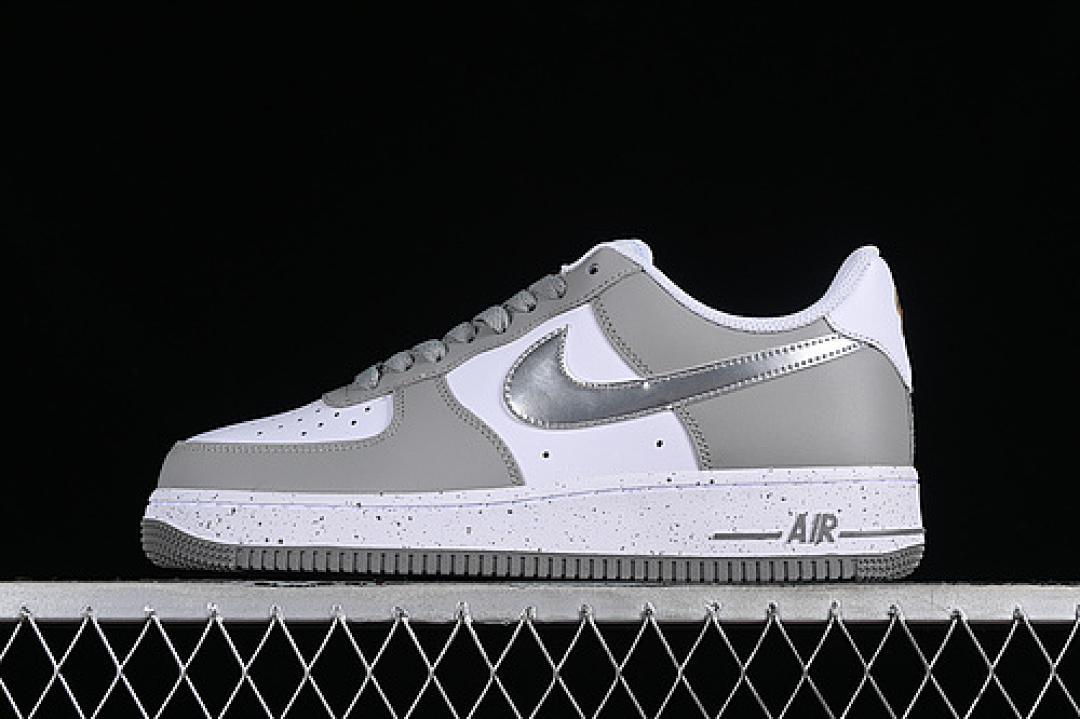 Nike [MK5639-889]-[AIR FORCE 1 07 LOW WHITE/GREY/SILVER]-[WOMAN:36-39]-[MAN:40-45], photo 1