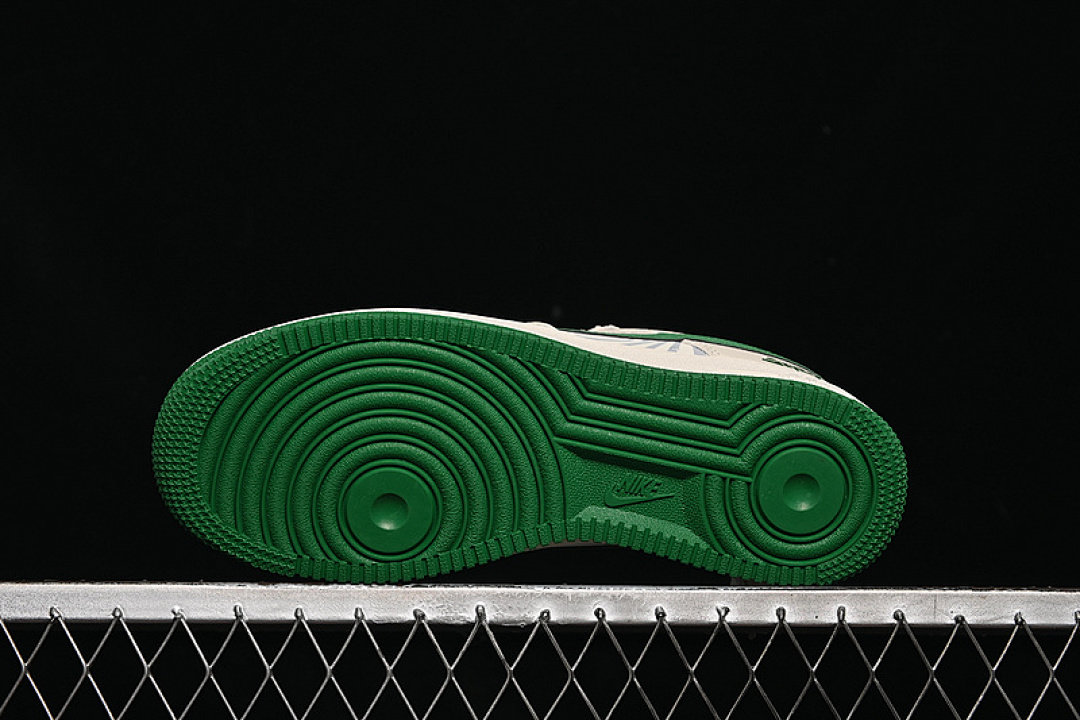 Nike [HJ3318-001]-[AIR FORCE 1 07 LOW WHITE/GREEN]-[WOMAN:36-39]-[MAN:40-45] - Image 15