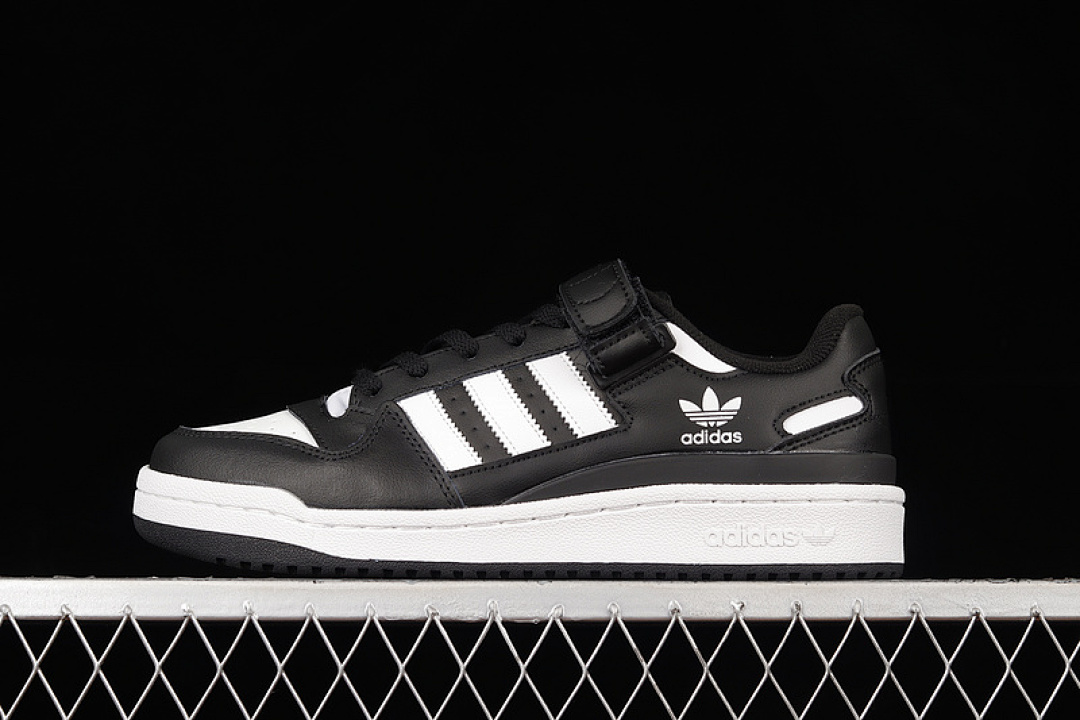 Unbranded [GW0695]-[FORUM LOW PANDA SHOES CLOUD WHITE/CORE BLACK/CLOUD WHITE]-[WOMAN:36-39]-[MAN:40-45], photo 1