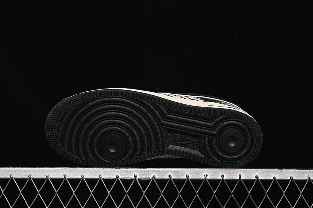 Nike [HJ3318-004]-[AIR FORCE 1 07 LOW OFF WHITE/BLACK]-[WOMAN:36-39]-[MAN:40-45] - Image 15