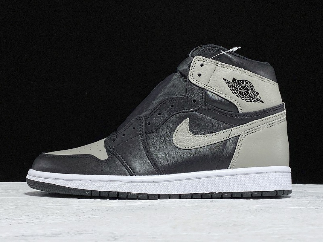 Jordan [555088-013]-[GET AIR JORDAN 1 RETRO HIGH OG SHADOW BLACK-MEDIUM/GREY]-[MAN:40-46], photo 1