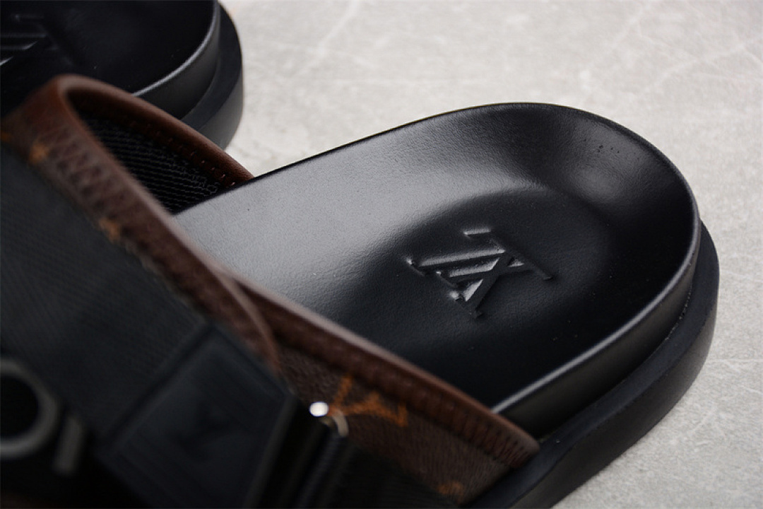 Louis Vuitton [L*V COMFORTABLE CASUAL COOL SLIPPERS BLACK]-[MAN:38-45] - Image 6