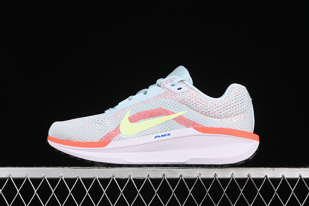 ZOOM WINFLO 11 GLACIER BLUE/BRIGHT CRIMSON/SAIL/BARELY VOLT · FJ9509-402, photo 1