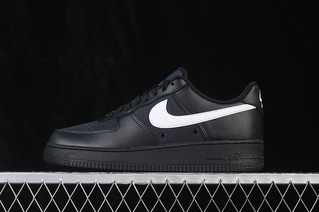 Unbranded [IR0952-001]-[AIR FORCE 1 07 LOW CASUAL SNEAKERS BLACK/WHITE/BLACK]-[WOMAN:36-39]-[MAN:40-45] - Image 2