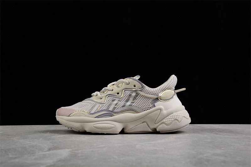 OZWEEGO BLISS IRIDESCENT BLISS/BLISS/CLOUD WHITE · FV9655, photo 1