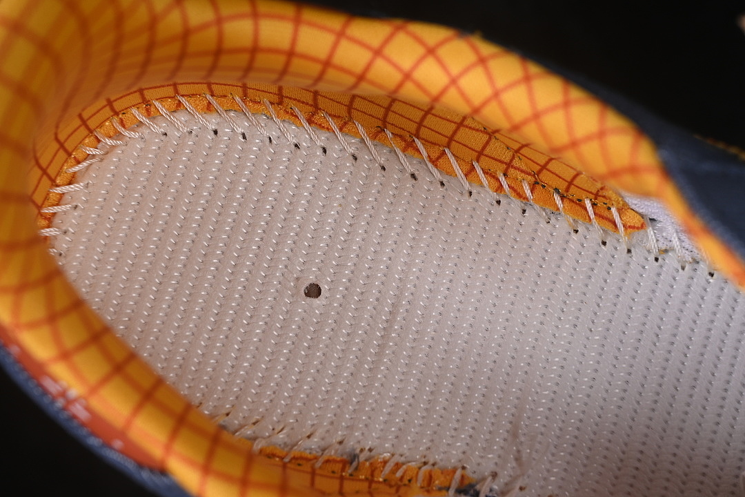 Unbranded [LA3985]-[OG J TOY STORY CLOVER CASUAL BOARD SHOES NAVY BLUE/ORANGE]-[WOMAN:36-39]-[MAN:40-45] - Image 4