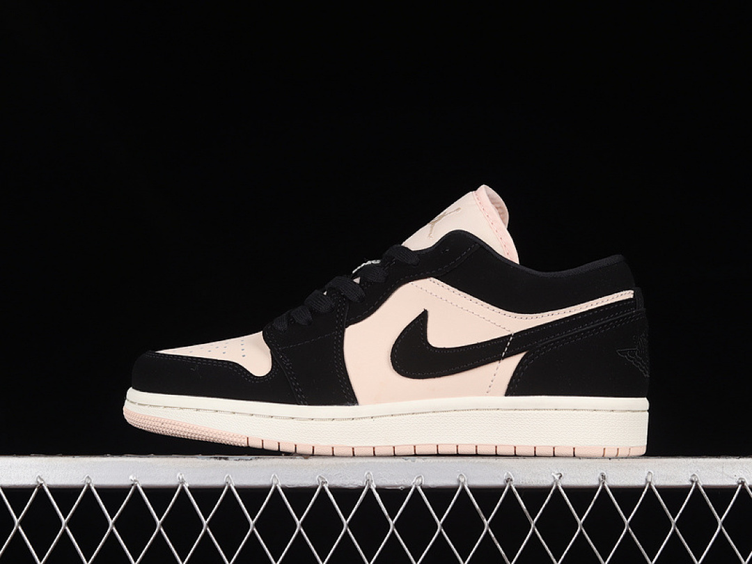 Jordan AIR Jordan 1 LOW BLACK/GUAVA ICE/SAIL · DC0774-003, photo 1