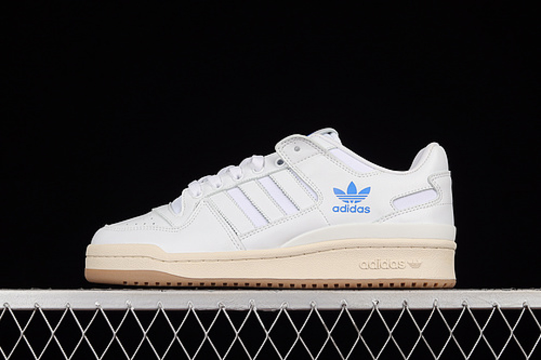Unbranded [H04903]-[FORUM 84 LOW CLOUD WHITE/CLOUD WHITE/BLUE BIRD]-[WOMAN:6-39]-[MAN:40-45], photo 1