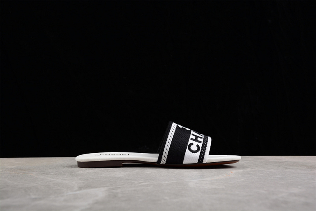 Chanel [EMBROIDERED SLIPPERS WHITE/BLACK]-[WOMAN:34-40] - Image 7
