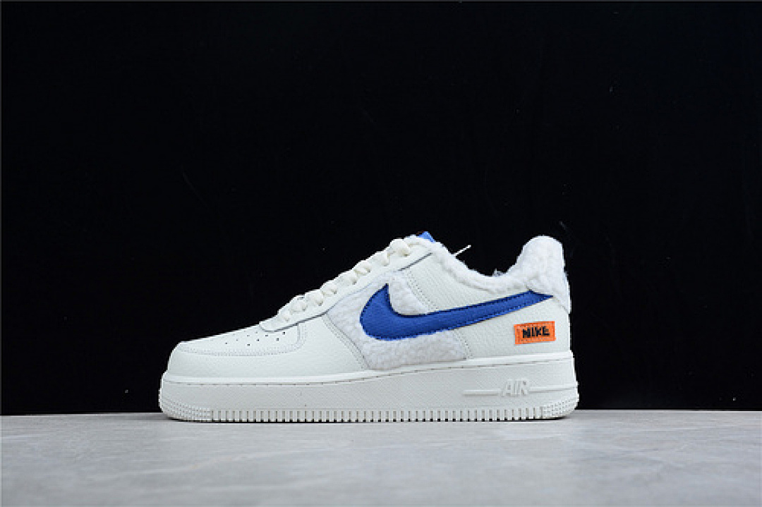 Nike [DO6680-100]-[AIR FORCE 1 LOW 07 SHERPA FLEECE SAIL/COCONUT MILK/CAMPFIRE ORANGE/RACER (BLUE]), photo 1